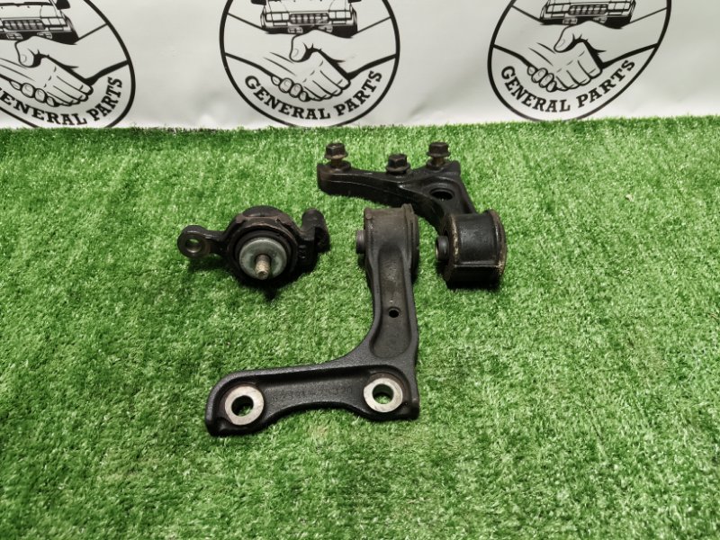 Крепление редуктора переднее Toyota Land Cruiser Prado 1998 KZJ95 1KZ 52391-35020 контрактная
