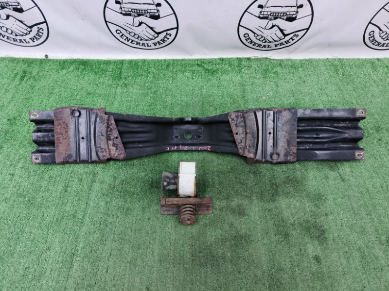 Крепление запасного колеса Land Cruiser Cygnus 2003 UZJ100 2UZ