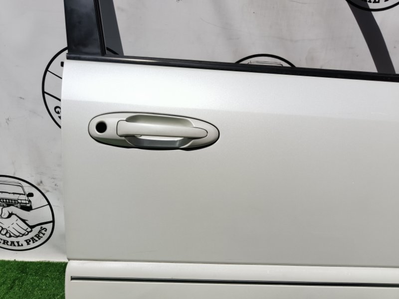 Дверь боковая передняя правая Land Cruiser Cygnus 2003 UZJ100 2UZ