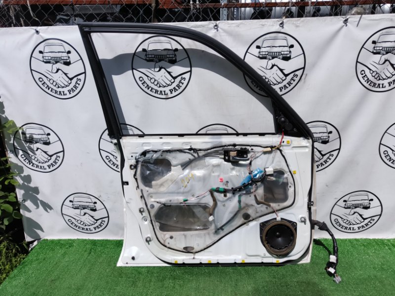 Дверь боковая передняя левая Land Cruiser Cygnus 2003 UZJ100 2UZ