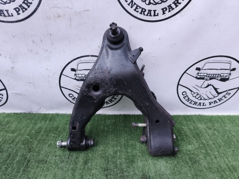 Запчасть рычаг подвески нижний передний левый Toyota Land Cruiser Cygnus 1999 UZJ100 2UZ 4864060010 контрактная Рычаг подвески нижний передний левый Toyota Land Cruiser Cygnus 1999 UZJ100 2UZ 4864060010 контрактная