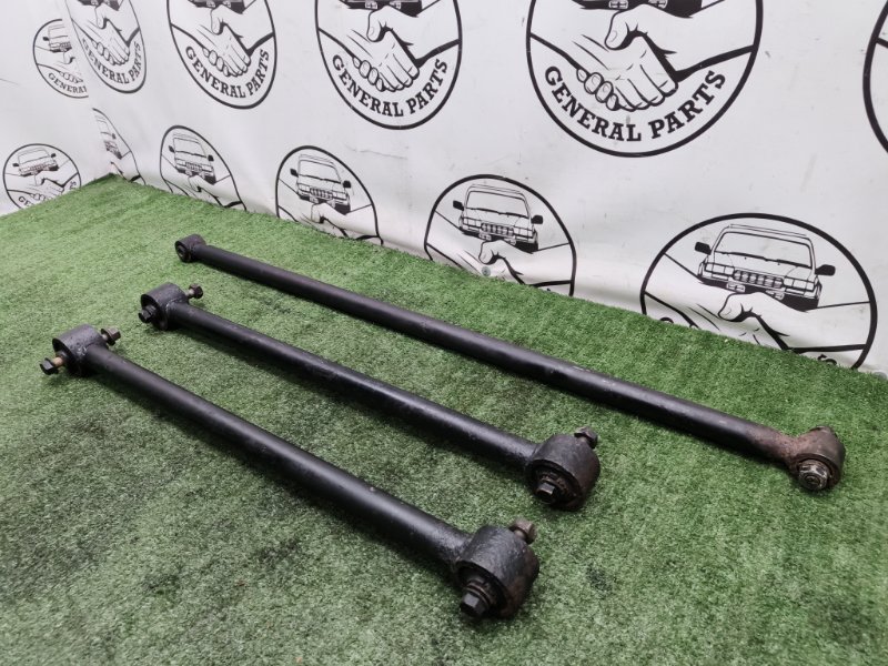Тяга продольная задняя Toyota Land Cruiser Cygnus UZJ100 2UZ