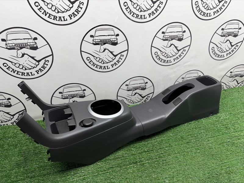 Бардачок между сиденьями Suzuki Swift ZC11S M13A