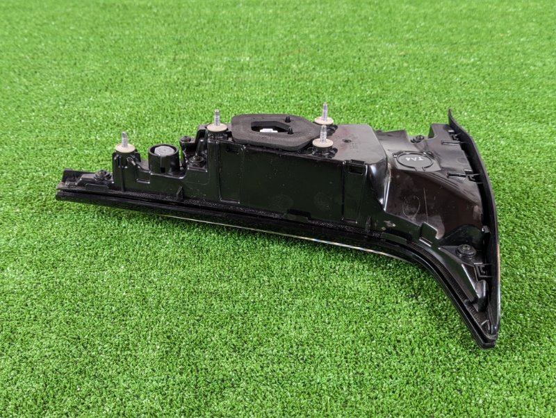 Фонарь задний левый Sportage NQ5