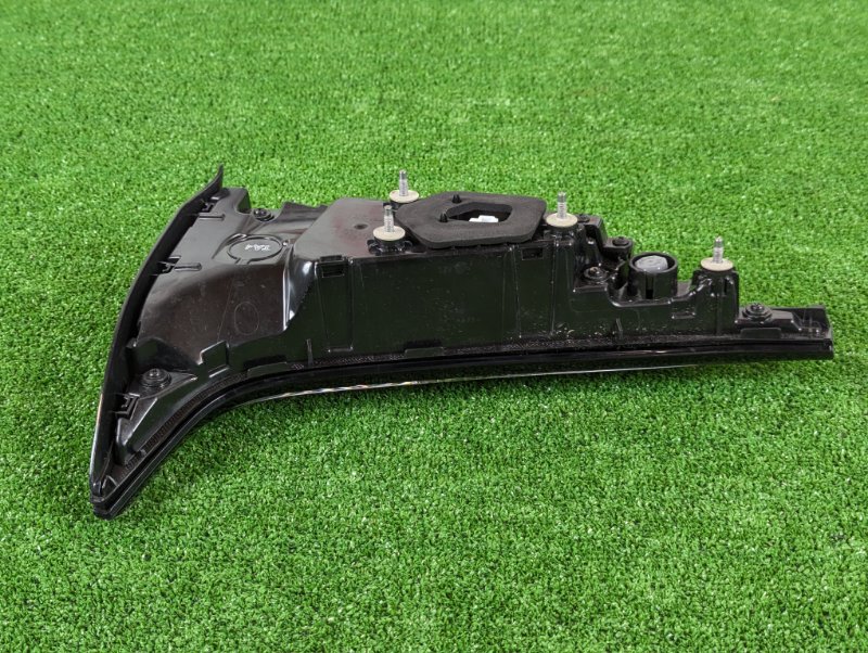 Фонарь задний правый Sportage NQ5