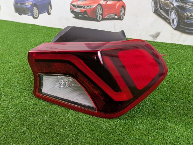 Фонарь задний правый K5 DL3