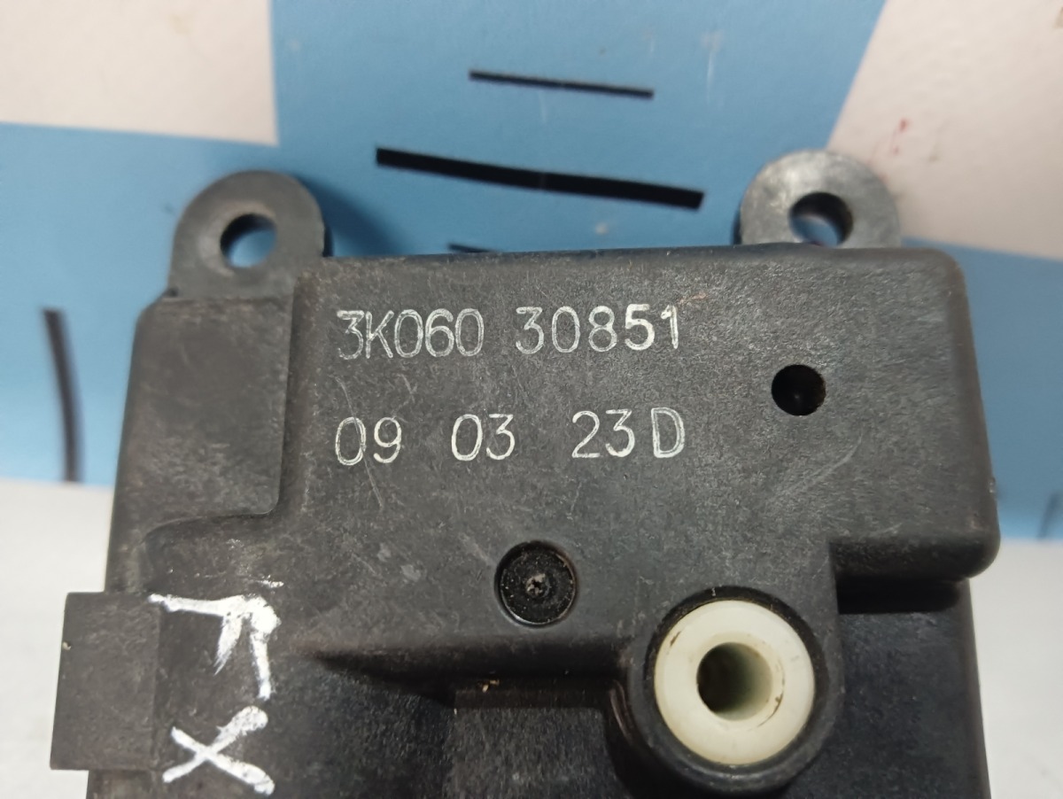 Моторчик заслонки отопителя FX35 2009 S51 VQ35HR