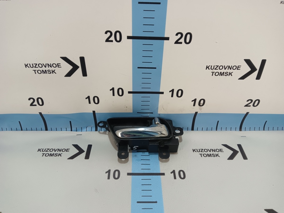 Ручка двери внутренняя передняя правая Infiniti FX35 2009 S51 VQ35HR 806701BA0B Б/У