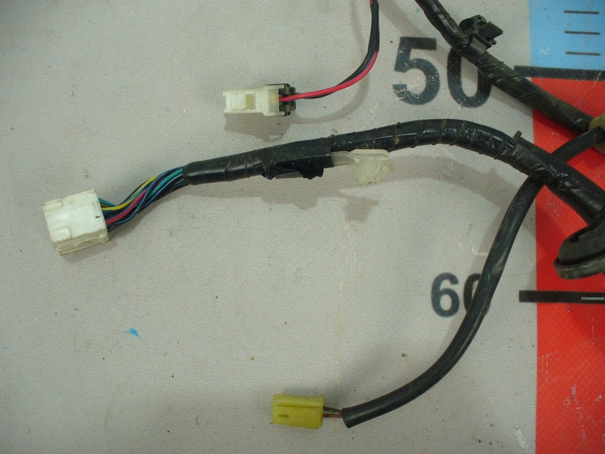 Проводка крышки багажника Subaru Outback BR/B14 Проводка крышки багажника Subaru Outback BR/B14