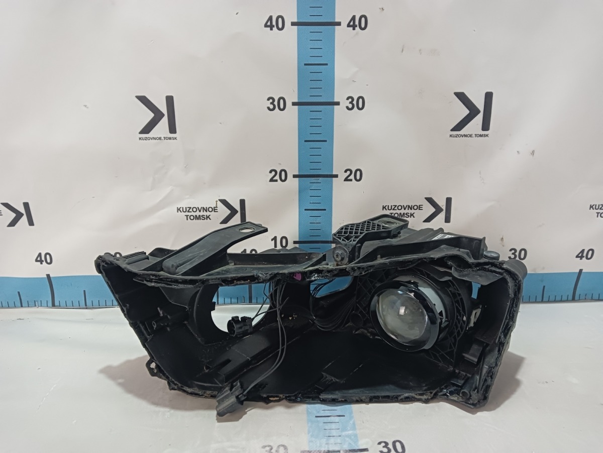 Запчасть фара левая Audi Q3 2015 8U 8U0941043C Б/У Фара левая Audi Q3 2015 8U 8U0941043C Б/У