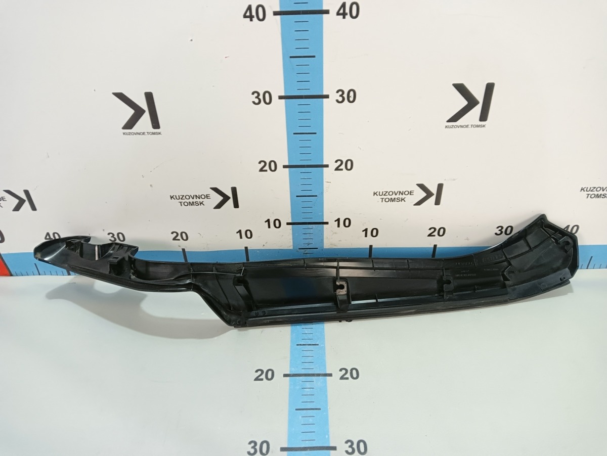 Обшивка крышки багажника правая Subaru Forester SK/S14 Обшивка крышки багажника правая Subaru Forester SK/S14