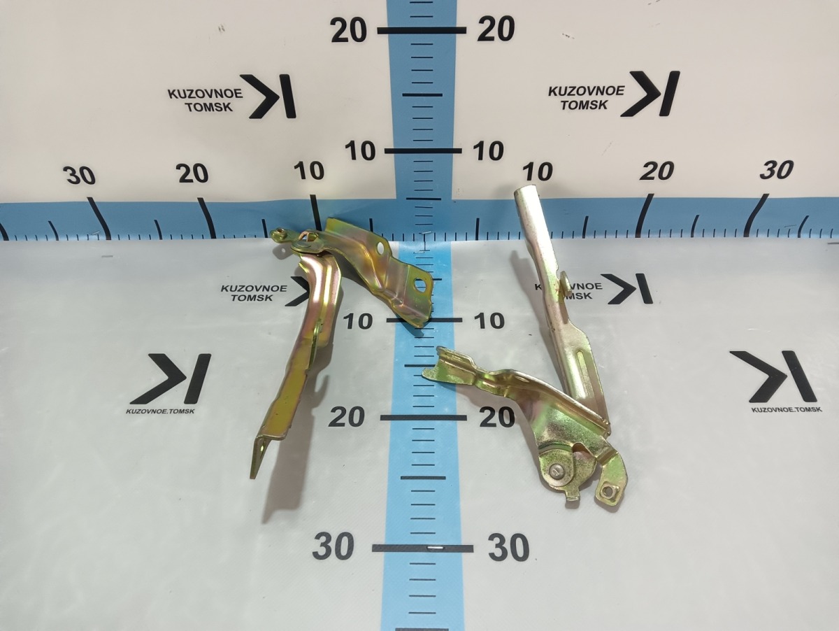 Петля капота Great Wall Hover H5 2011 - 2016 8402700BK80Xa Б/У