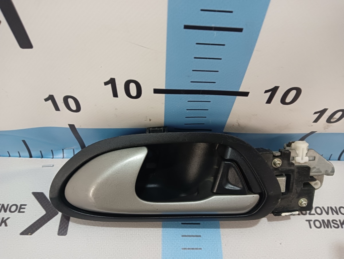 Ручка двери внутренняя задняя левая Honda Civic FD R18A1