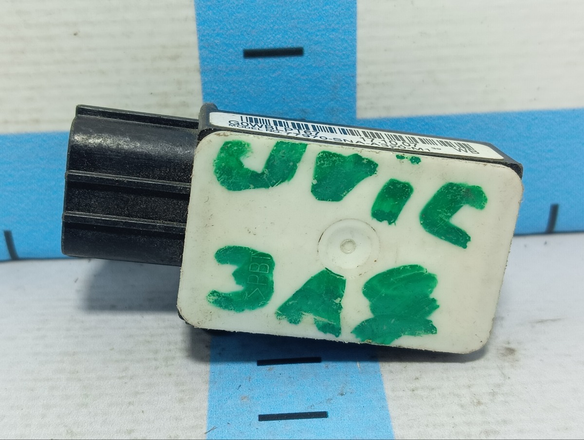 Датчик Air Bag задний Civic 2008 FD R18A1 Датчик Air Bag задний Civic 2008 FD R18A1