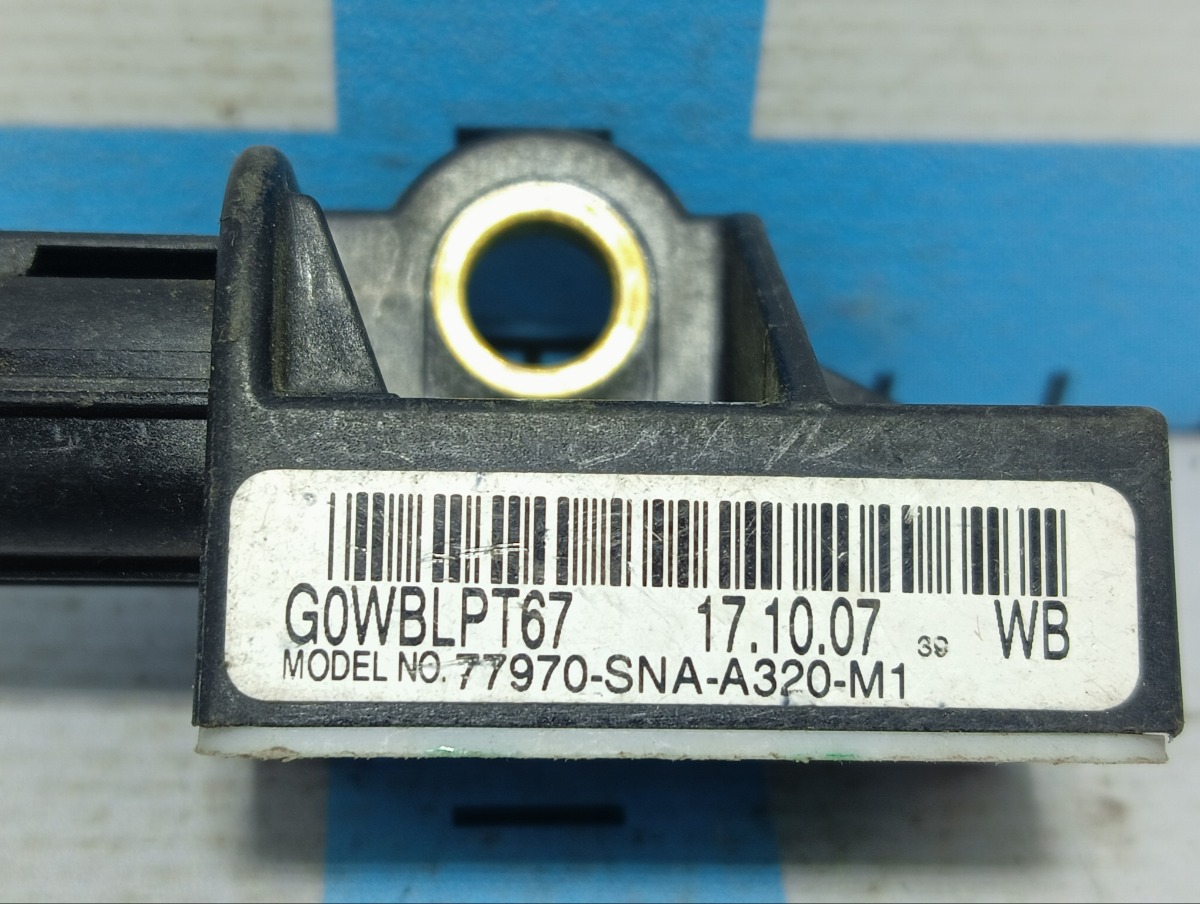 Датчик Air Bag задний Civic 2008 FD R18A1 Датчик Air Bag задний Civic 2008 FD R18A1
