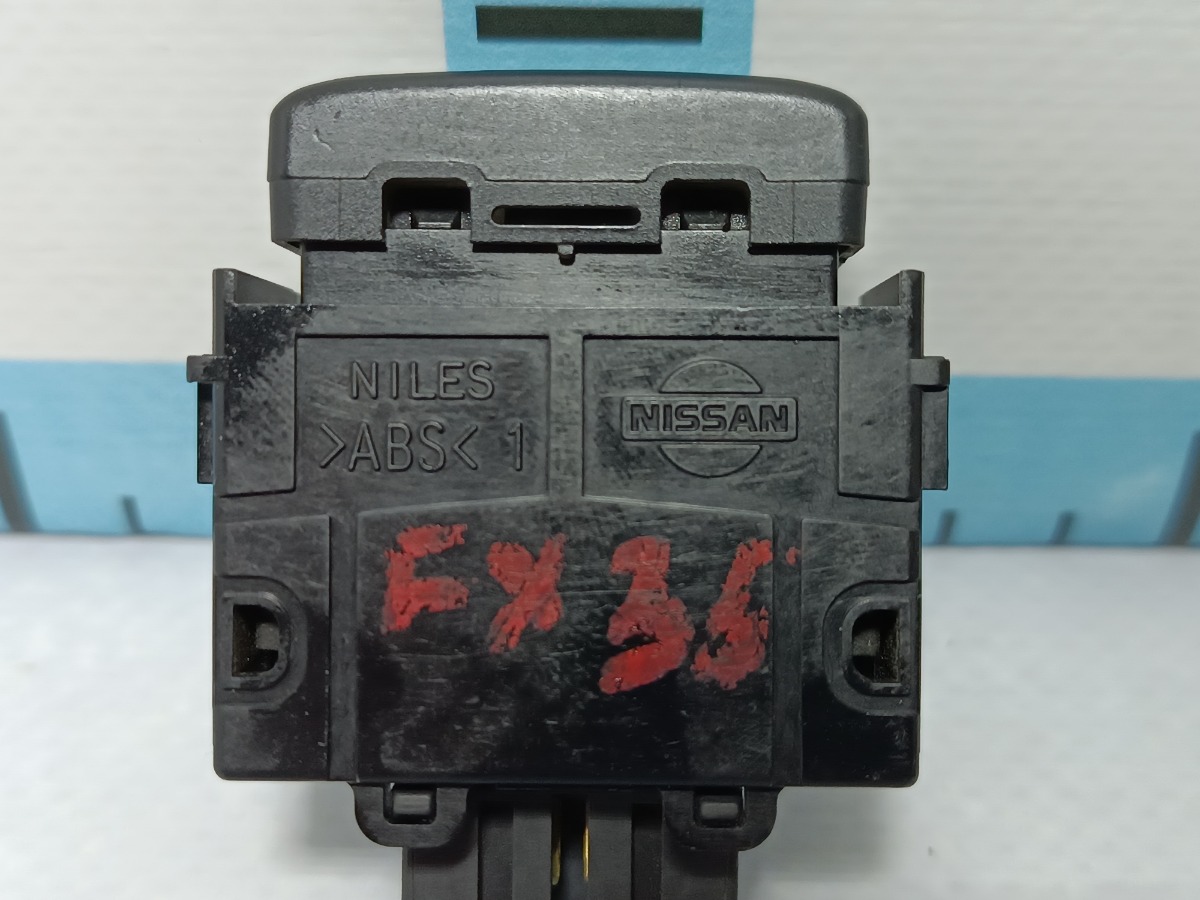 Кнопка FX35 2003 S50 VQ35DE Кнопка FX35 2003 S50 VQ35DE