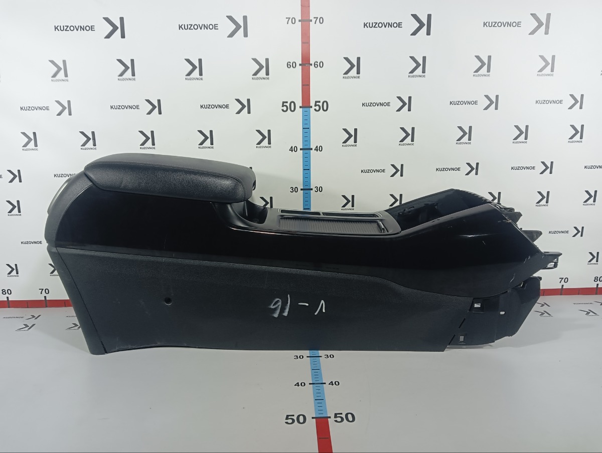 Центральная Консоль (Подлокотник) Kia Sorento 2015 UM D4HA 84660C5000WK контрактная