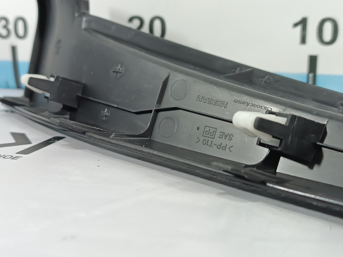 Накладка на торпедо левая FX35 2009 S51 VQ35HR Накладка на торпедо левая FX35 2009 S51 VQ35HR