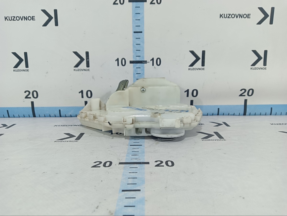Замок двери передний правый Civic 2008 FD R18A1