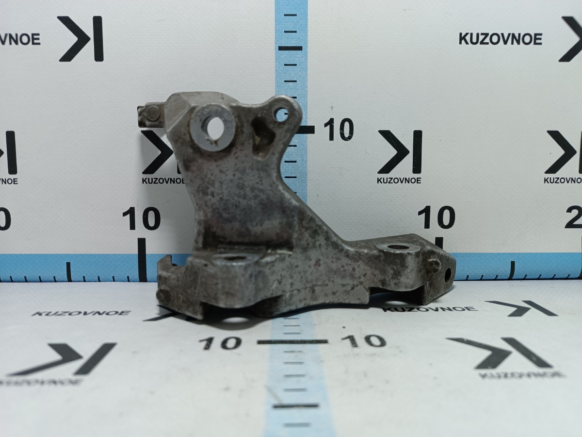 Кронштейн кондиционера FX35 2003 S50 VQ35DE Кронштейн кондиционера FX35 2003 S50 VQ35DE