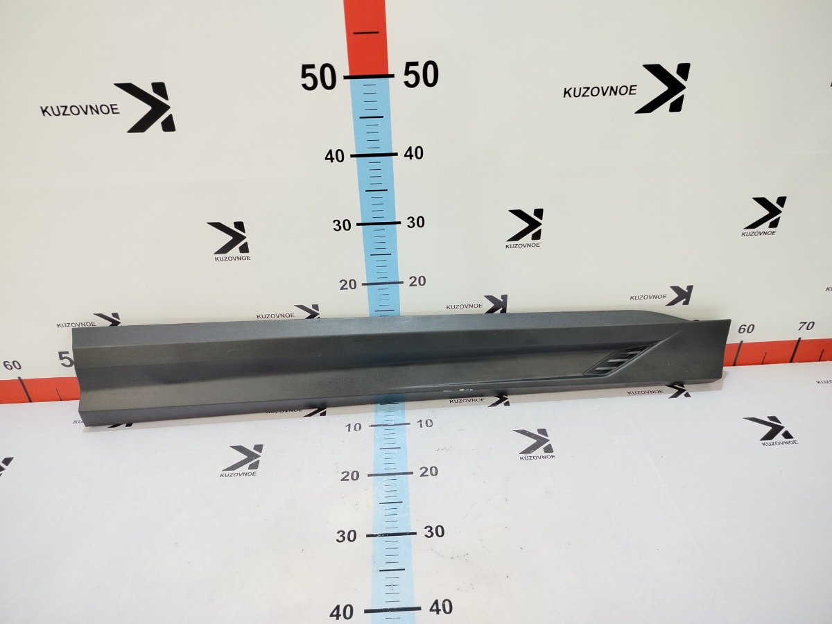 Накладка двери передняя правая Geely Coolray 2023 SX11-A3 5075078500 Б/У