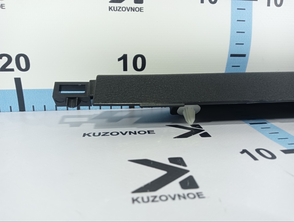 Накладка крепления сиденья левая H9 2021 GW4C20B