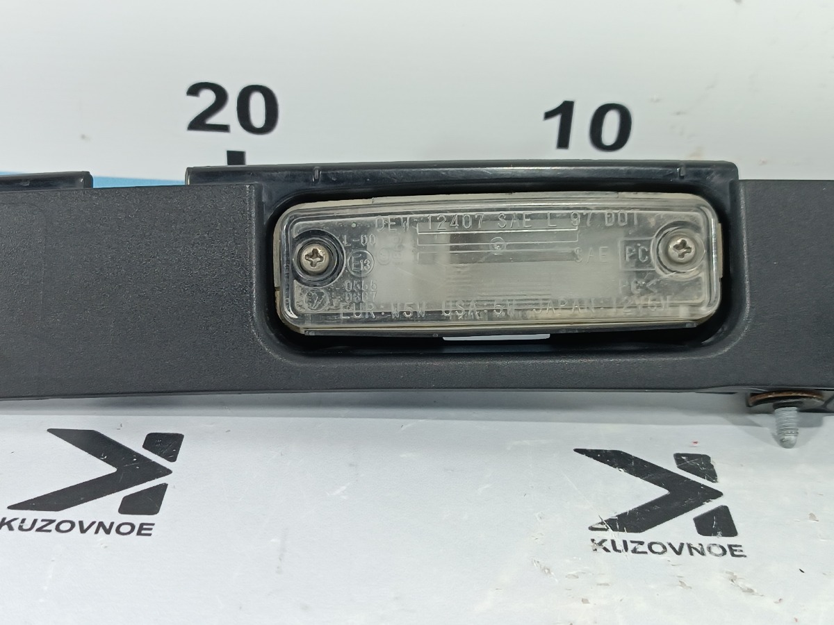 Накладка крышки багажника Subaru Outback BR/B14 Накладка крышки багажника Subaru Outback BR/B14