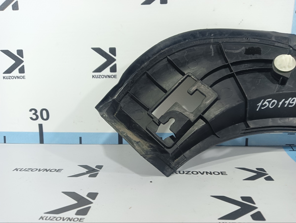 Накладка правая FX35 2009 S51 VQ35HR