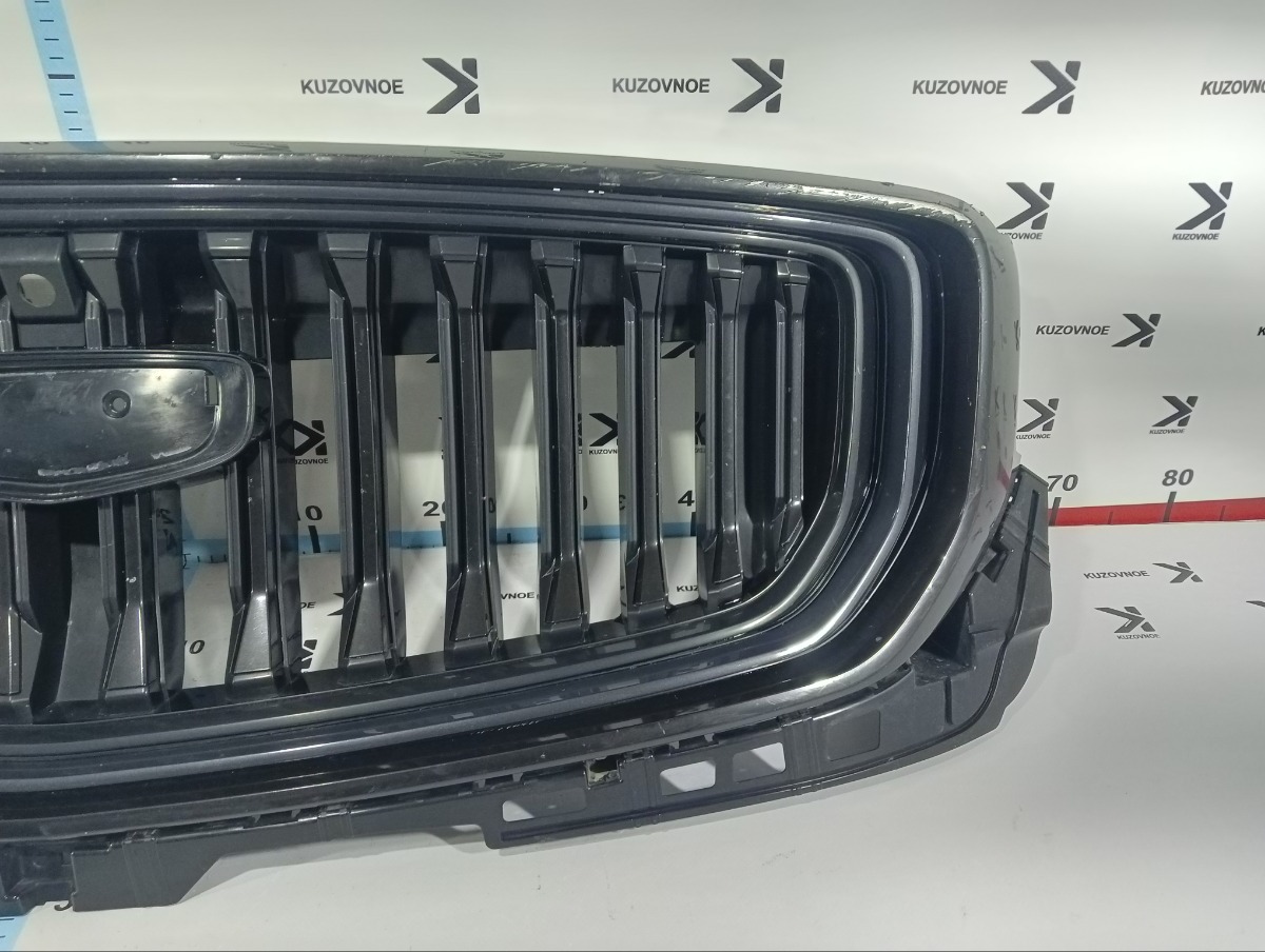 Решетка радиатора Geely Monjaro KX11 Решетка радиатора Geely Monjaro KX11