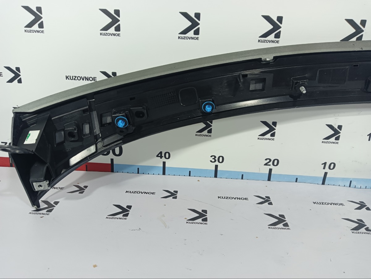 Накладка крышки багажника C5 2021 Накладка крышки багажника C5 2021