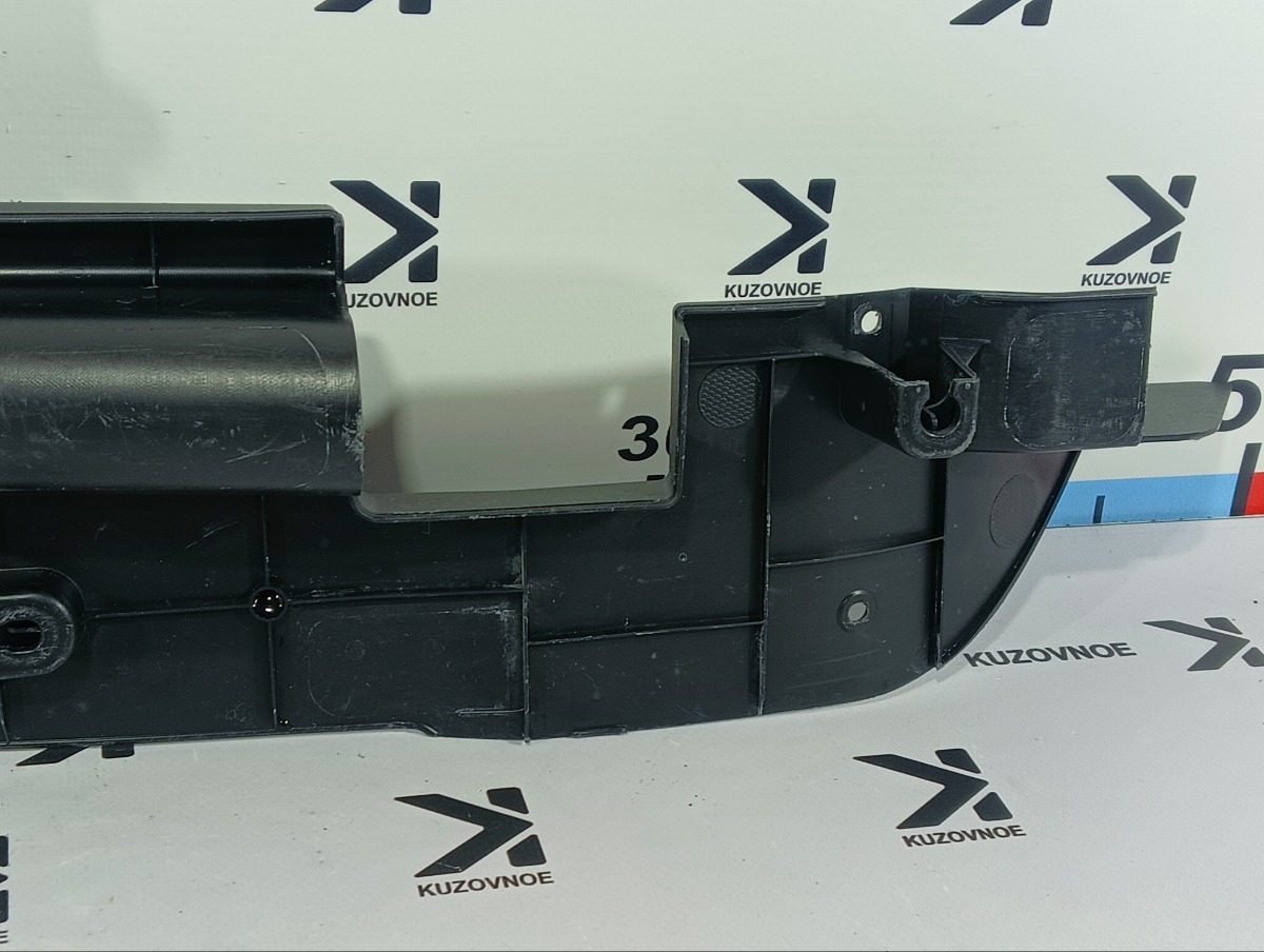 Пыльник подкапотного пространства передний правый GS8 2024