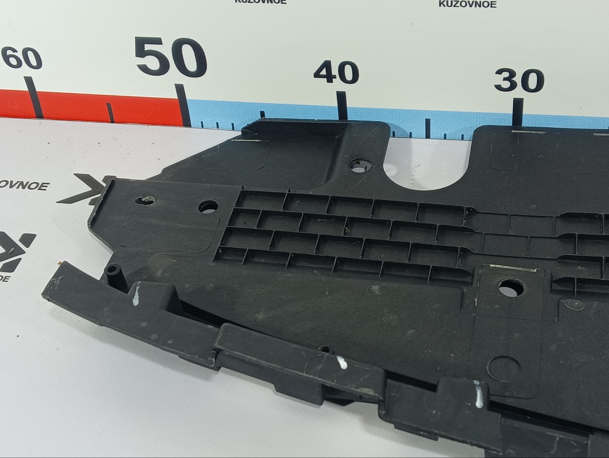 Накладка замка капота передняя C5 2024 T19C
