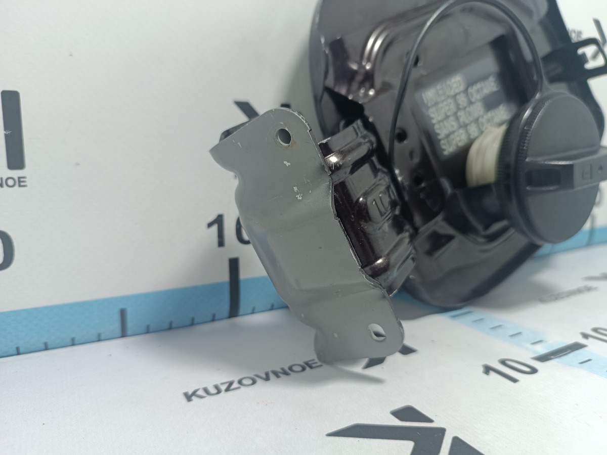 Лючок бензобака FX35 2009 S51 VQ35HR Лючок бензобака FX35 2009 S51 VQ35HR