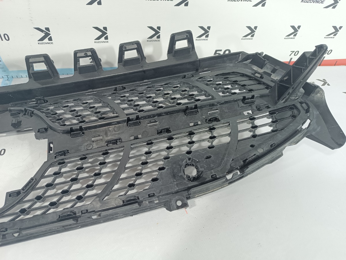 Решетка радиатора CLA-Class 2019- C118 M139 M260DE20AL M282DE14AL