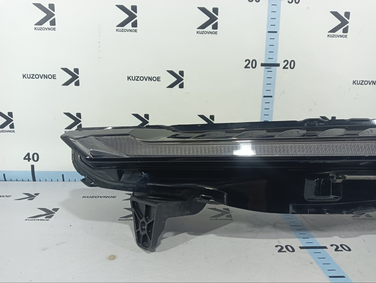 Дневной ходовой огонь левый C5 2024 T19C Дневной ходовой огонь левый C5 2024 T19C