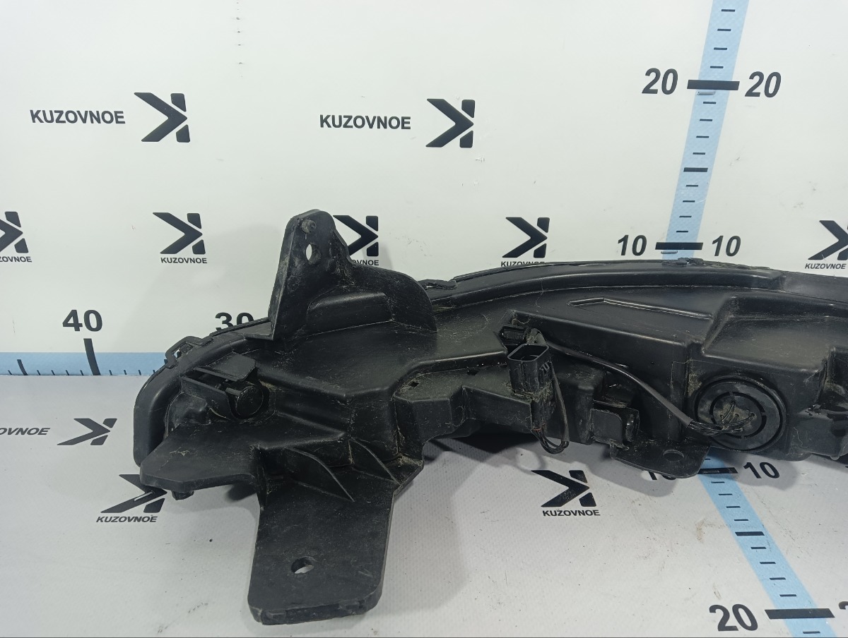 Дневной ходовой огонь левый C5 2024 T19C Дневной ходовой огонь левый C5 2024 T19C