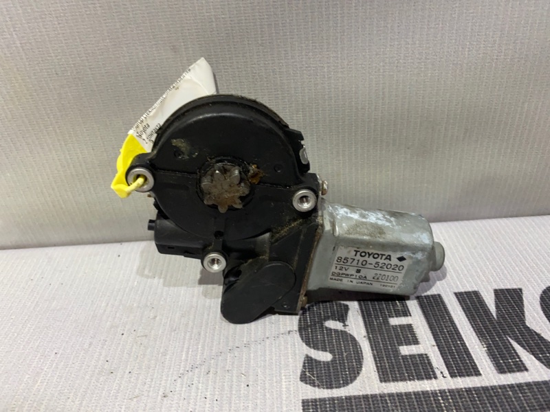 Мотор стеклоподъемника Toyota Vitz SCP10 задний левый (б/у)