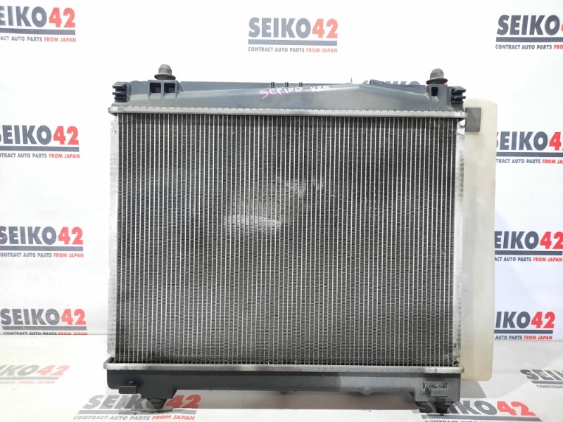 Радиатор охлаждения двигателя Toyota Ractis SCP100 2SZ-FE 2 модель (б/у)