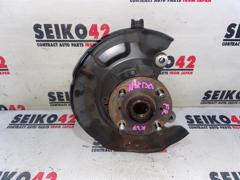 Ступица Toyota Vitz NSP130 1NR-FE передняя правая (б/у)