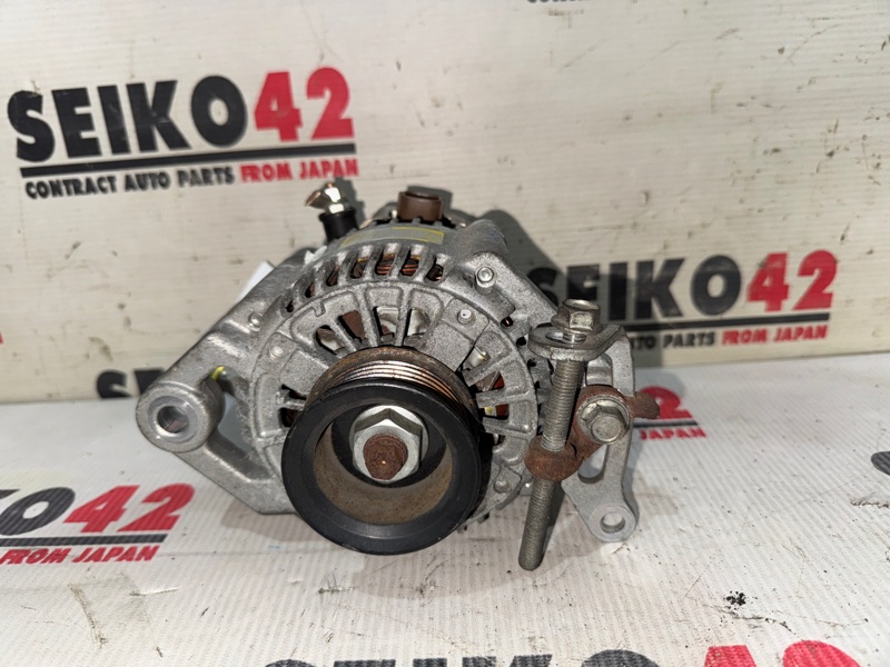 Генератор Toyota Passo KGC10 1KR-FE (б/у)