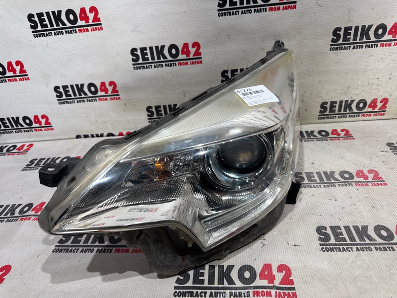 Фара Toyota Ractis NCP120 1NZ-FE 2015 передняя левая (б/у)
