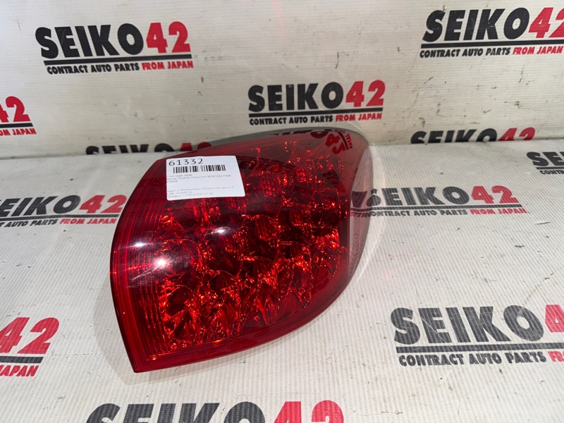 Стоп Nissan Skyline Crossover NJ50 VQ37VHR 2010 задний правый (б/у)