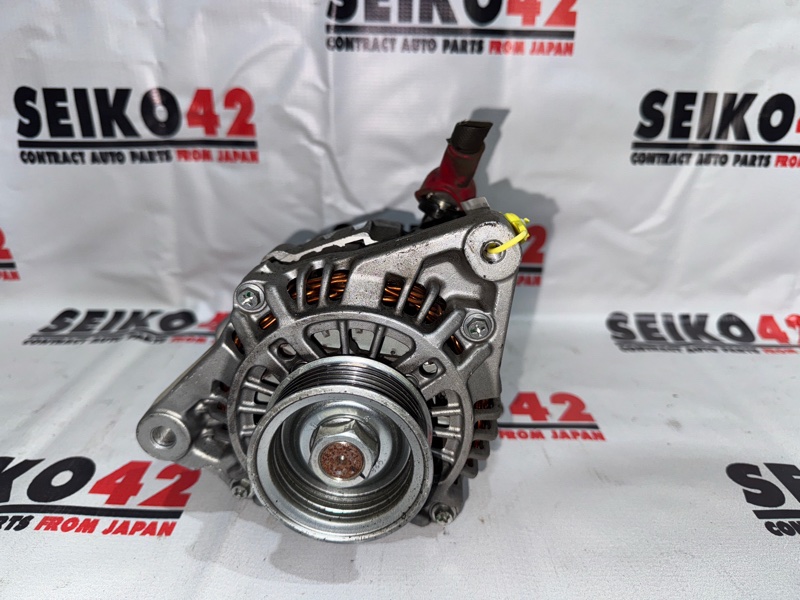 Генератор Nissan Liberty PM12 SR20DE (б/у)