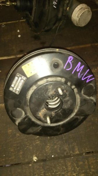 Вакуумник Bmw (б/у) Вакуумник Bmw (б/у)