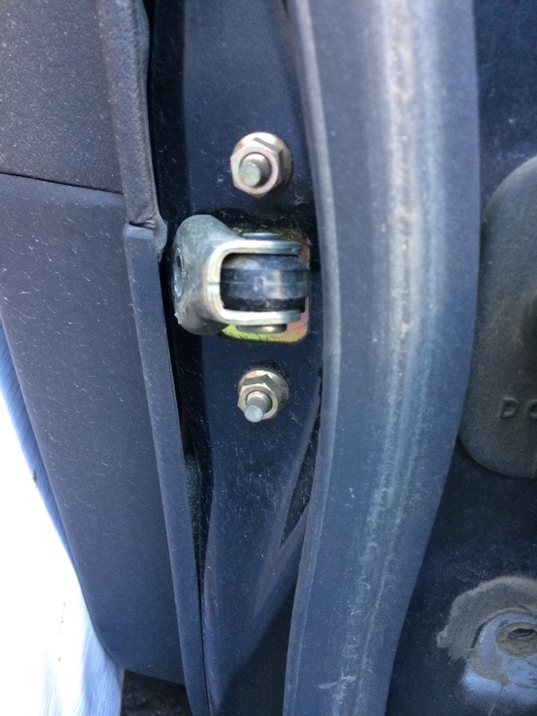 Ограничитель двери Subaru Legacy BL5 задний левый (б/у)