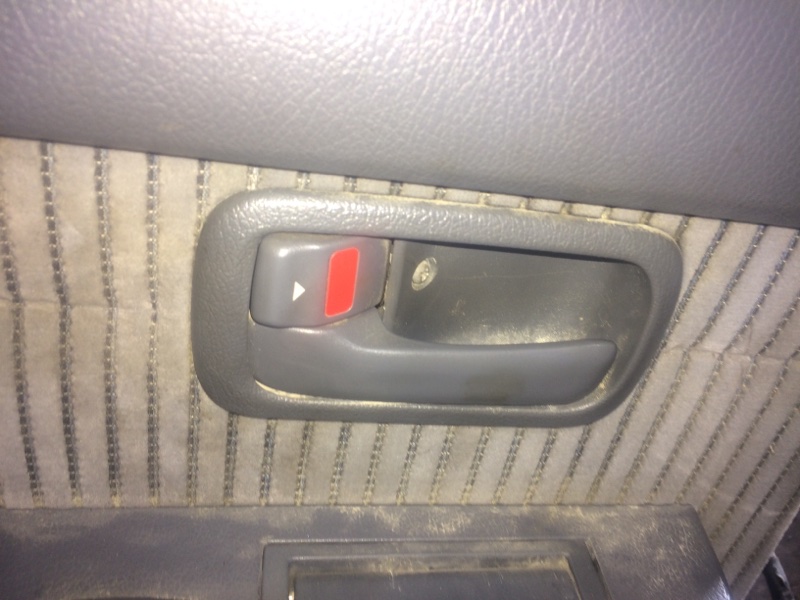 Ручка двери внутренняя Toyota Land Cruiser HDJ81 1HD задняя левая (б/у)