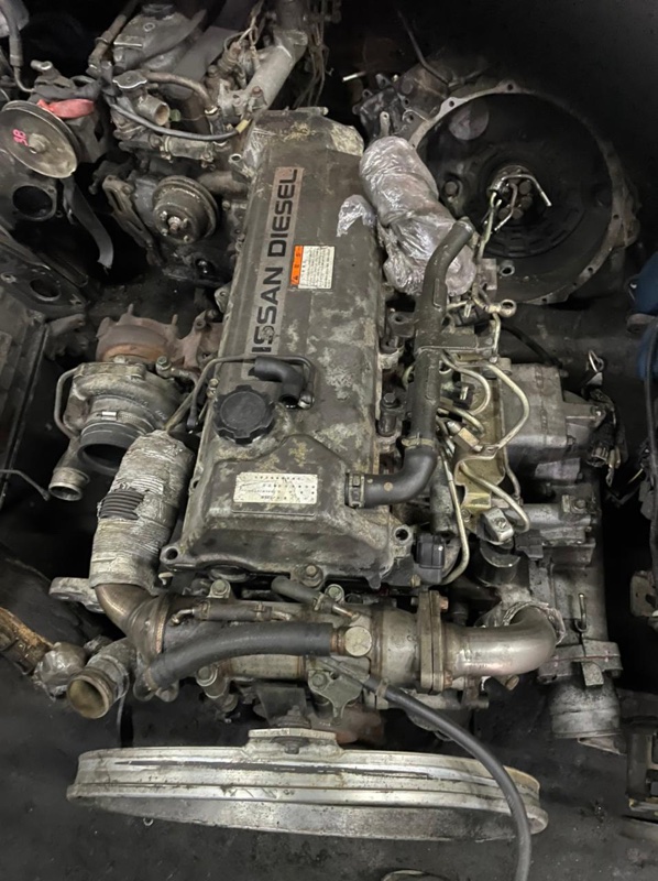Маслоохладитель Nissan Diesel MK36 J07E (б/у)