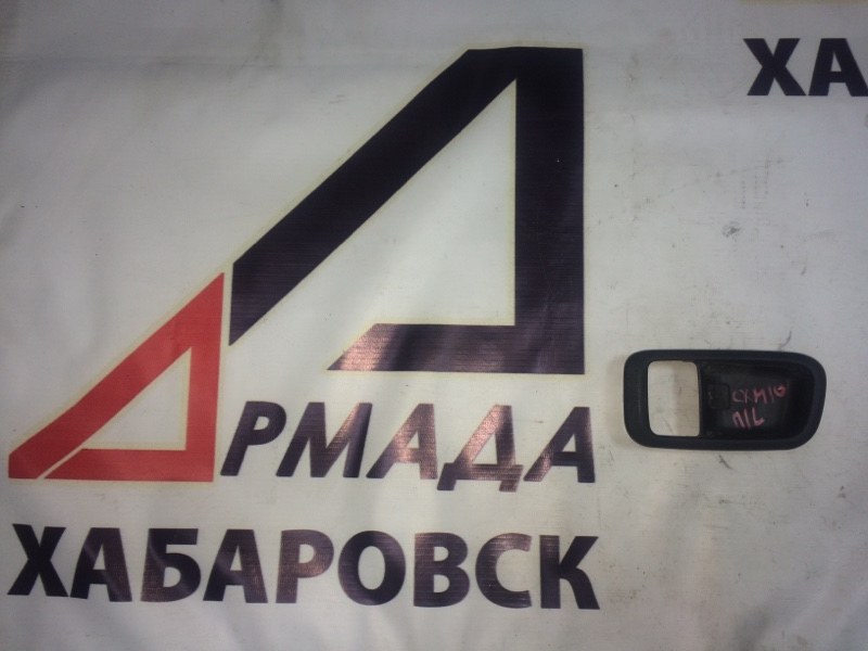 Накладка на ручки дверей Toyota Ipsum CXM10 передняя левая (б/у)