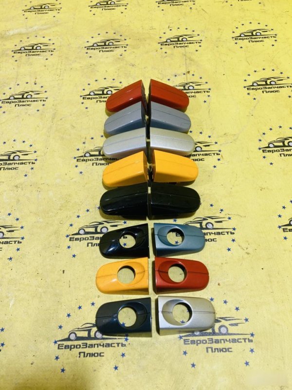 Накладка внешней ручки двери Ford Focus 3 3M51R218A14 контрактная