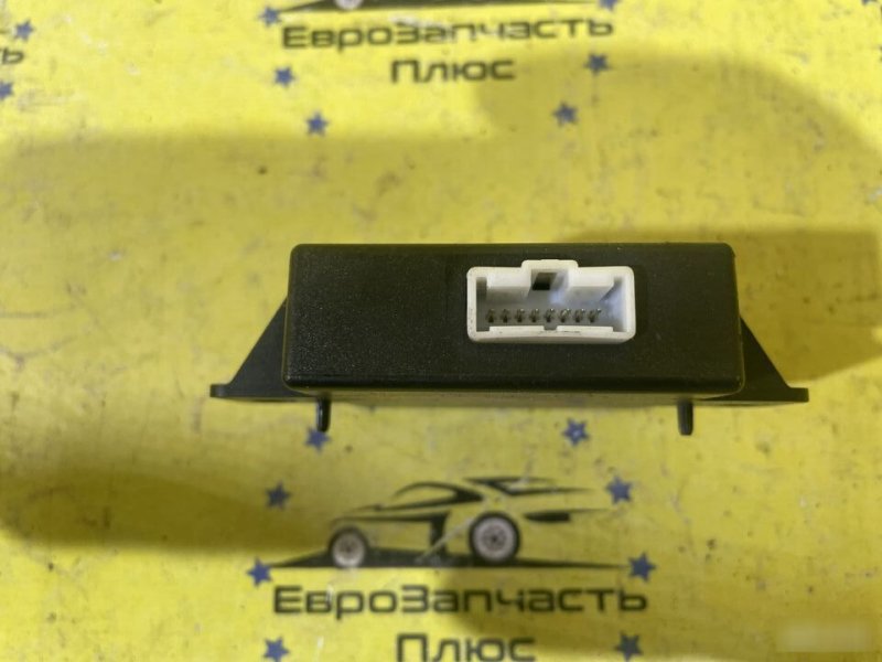 Блок управления центральным замком Nissan Qashqai J10